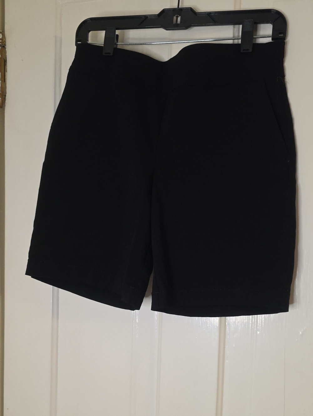 Talbots Black Pull-On Bermuda Shorts